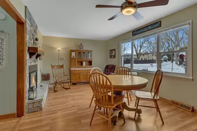 1304 9th Street SW, Willmar, MN 56201 - Photo 5
