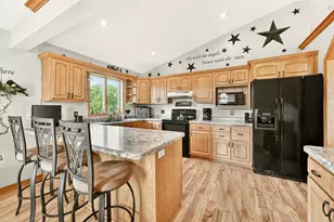 248 Brubaker Dr, Saint Charles, MN 55972 - Photo 9