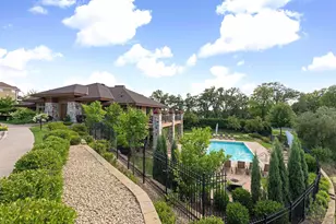 8800 Lake Riley Dr, Chanhassen, MN 55317 - Photo 31