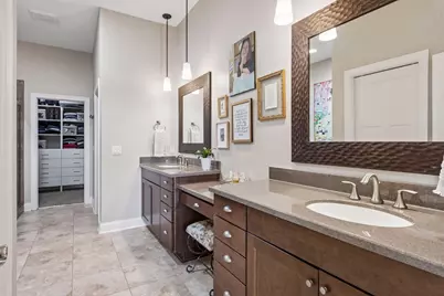 8800 Lake Riley Drive, Chanhassen, MN 55317 - Photo 13