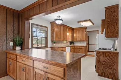 9706 Foley Boulevard NW, Coon Rapids, MN 55433 - Photo 7