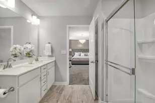 10884 Glacier Ln N, Maple Grove, MN 55369 - Photo 9