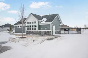 10884 Glacier Ln N, Maple Grove, MN 55369 - Photo 17