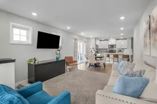 10884 Glacier Ln N, Maple Grove, MN 55369 - Photo 5