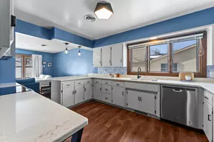 3746 Manor Woods Dr NW, Rochester, MN 55901 - Photo 9