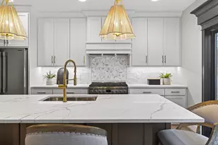 5101 Colonial Dr, Golden Valley, MN 55422 - Photo 13