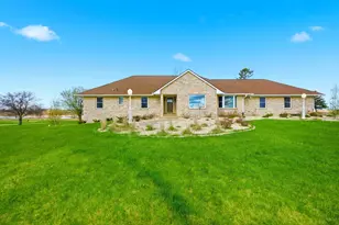 2068 Millersburg Blvd W, Dundas, MN 55019 - Photo 3