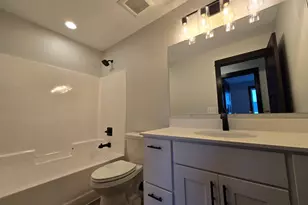 893 Mill Race Ct, Madelia, MN 56062 - Photo 13