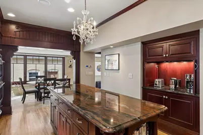 1900 Dupont Avenue S, Minneapolis, MN 55403 - Photo 21