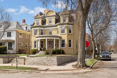 1900 Dupont Avenue S, Minneapolis, MN 55403 - Photo 3