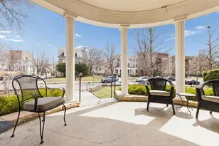 1900 Dupont Ave S, Minneapolis, MN 55403 - Photo 5