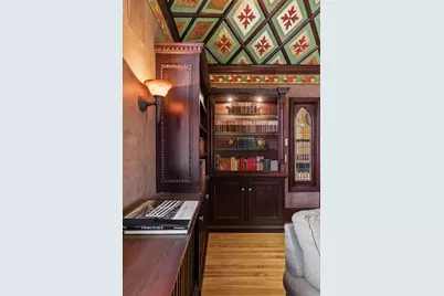 1900 Dupont Avenue S, Minneapolis, MN 55403 - Photo 31