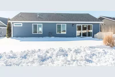 1601 18th Avenue NW, Willmar, MN 56201 - Photo 3