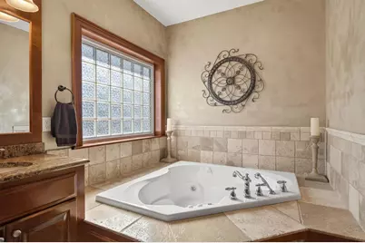 21000 Kerry Street NW, Oak Grove, MN 55011 - Photo 33