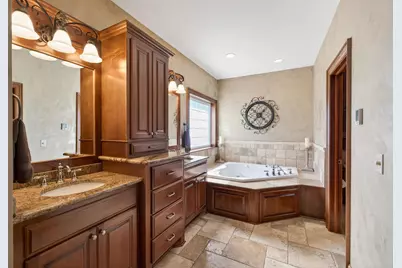 21000 Kerry Street NW, Oak Grove, MN 55011 - Photo 31