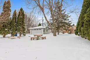 1306 Ottawa Ave, West Saint Paul, MN 55118 - Photo 21