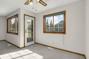 4061 Maureen Dr NE, Columbia Heights, MN 55421 - Photo 9