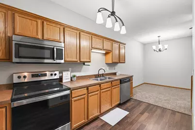 21157 S Clydesdale Curve, Forest Lake, MN 55025 - Photo 7