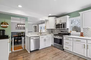 3727 Farmington Rd, Hopkins, MN 55305 - Photo 17