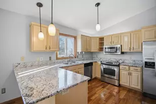 2305 13th St SW, Austin, MN 55912 - Photo 13