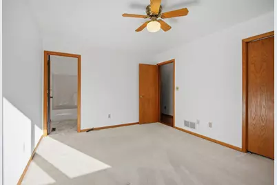 2305 13th Street SW, Austin, MN 55912 - Photo 15