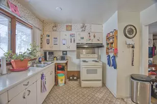 417 Arlington Rd, Hoyt Lakes, MN 55750 - Photo 3