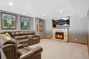 870 Brentwood Cir, River Falls, WI 54022 - Photo 21