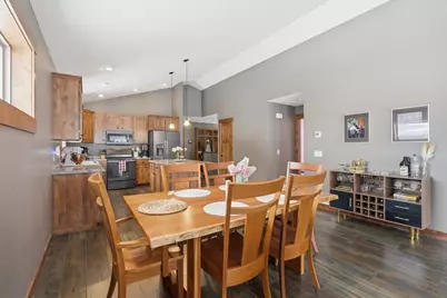 870 Brentwood Circle, River Falls, WI 54022 - Photo 7