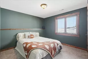 870 Brentwood Cir, River Falls, WI 54022 - Photo 17