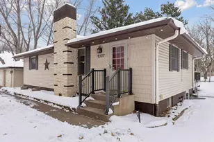 9307 Bataan St NE, Blaine, MN 55449 - Photo 5