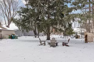 9307 Bataan St NE, Blaine, MN 55449 - Photo 39