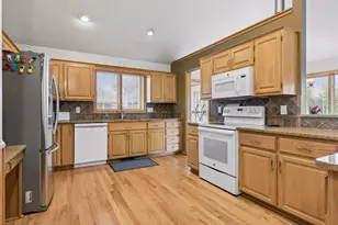 6288 Niagara Ln N, Maple Grove, MN 55311 - Photo 9