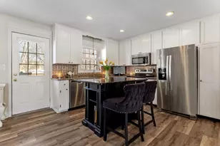 2012 E 86 1/2 St, Bloomington, MN 55425 - Photo 5