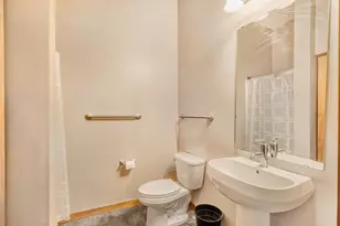 2650 University Ave W, Saint Paul, MN 55114 - Photo 9