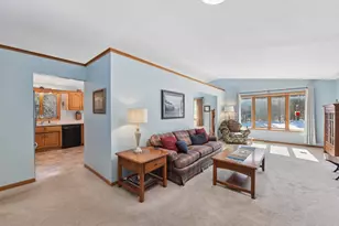 725 Packer Dr, Hudson, WI 54016 - Photo 7