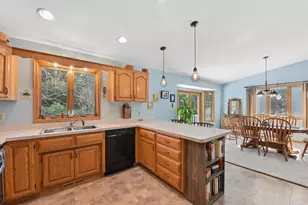 725 Packer Dr, Hudson, WI 54016 - Photo 9