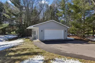 725 Packer Dr, Hudson, WI 54016 - Photo 3