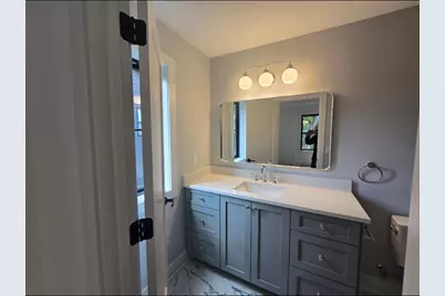 5228 Abbott Avenue S, Minneapolis, MN 55410 - Photo 9