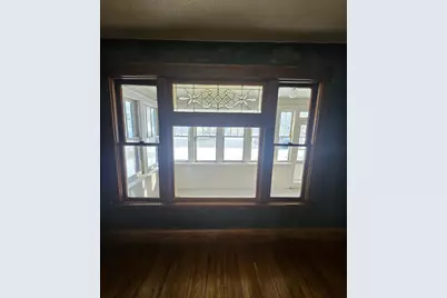 911 Jenks Avenue E, Saint Paul, MN 55106 - Photo 7