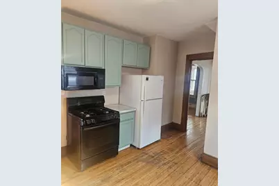 911 Jenks Avenue E, Saint Paul, MN 55106 - Photo 9