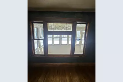 911 Jenks Avenue E, Saint Paul, MN 55106 - Photo 7