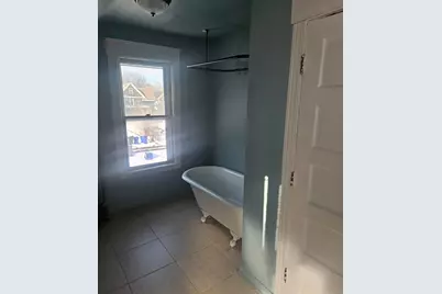 911 Jenks Avenue E, Saint Paul, MN 55106 - Photo 17