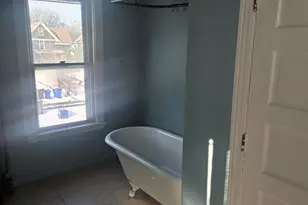 911 Jenks Ave E, Saint Paul, MN 55106 - Photo 17