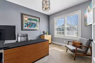 9264 Hawkcrest Ct, Chanhassen, MN 55317 - Photo 11