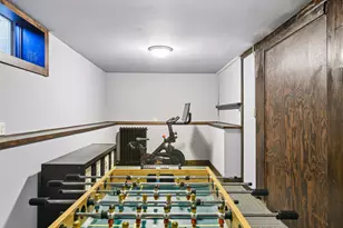 224 Oakwood Rd, Hopkins, MN 55343 - Photo 45