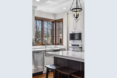 224 Oakwood Road, Hopkins, MN 55343 - Photo 9