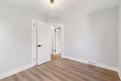 5853 Sheridan Avenue S, Minneapolis, MN 55410 - Photo 15