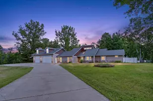 33107 Chippewa Dr, Grand Rapids, MN 55744 - Photo 1