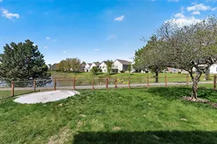 15105 Dupont Path, Apple Valley, MN 55124 - Photo 49