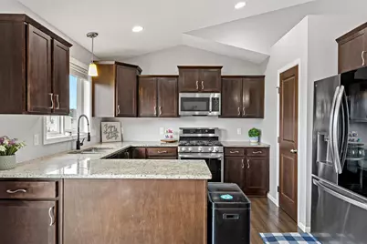 3260 223rd Street W, Farmington, MN 55024 - Photo 5